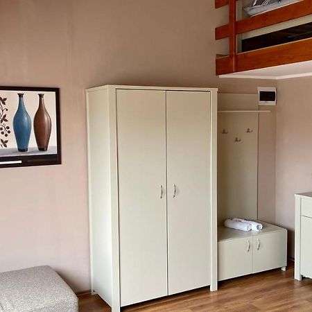 Gyula Var Premium Apartman Ngoại thất bức ảnh
