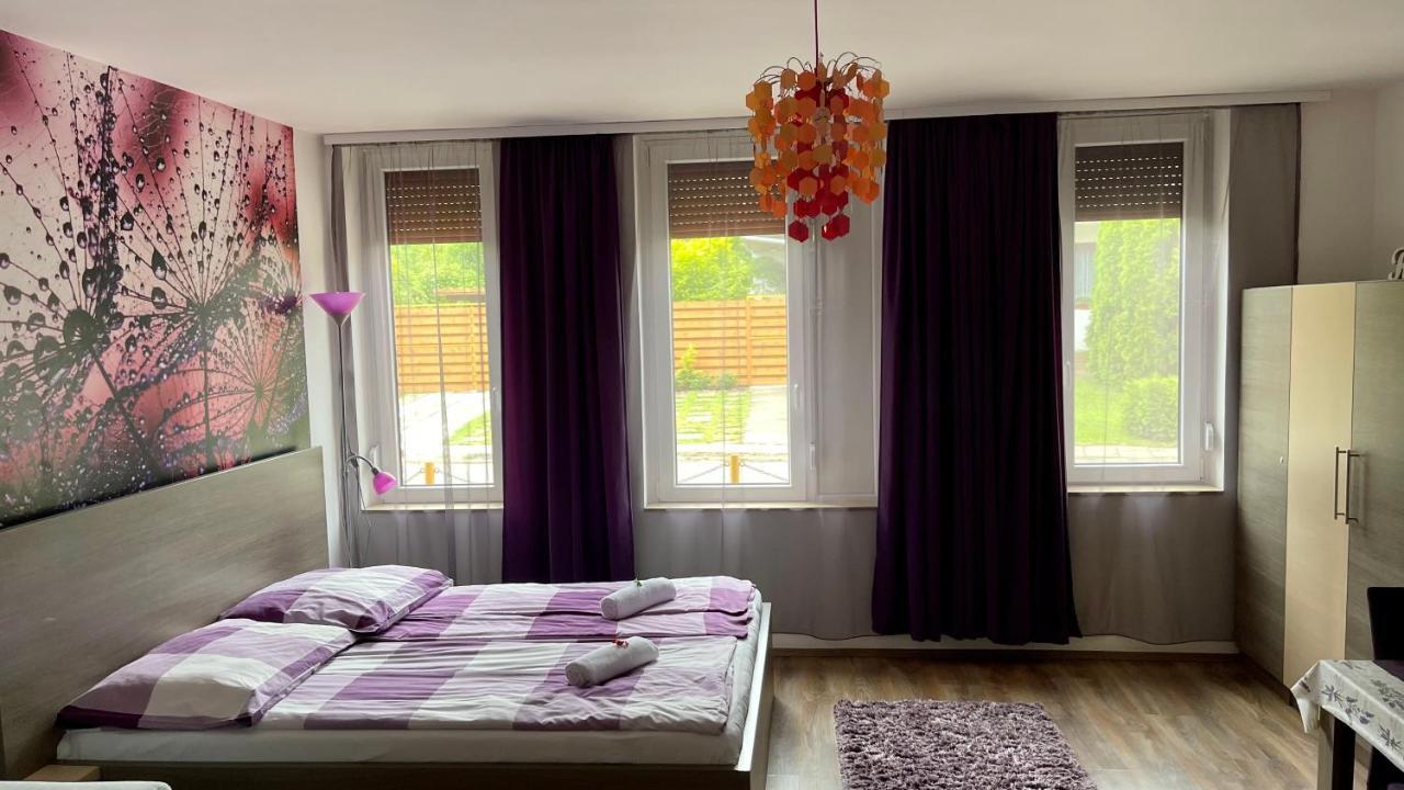 Gyula Var Premium Apartman Ngoại thất bức ảnh
